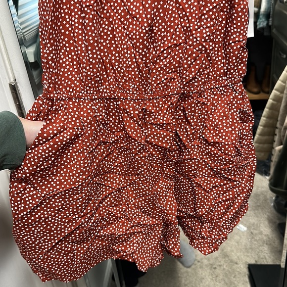 Old Navy NWT HAS POCKETS orange and white romper size S - Picture 4 of 7
